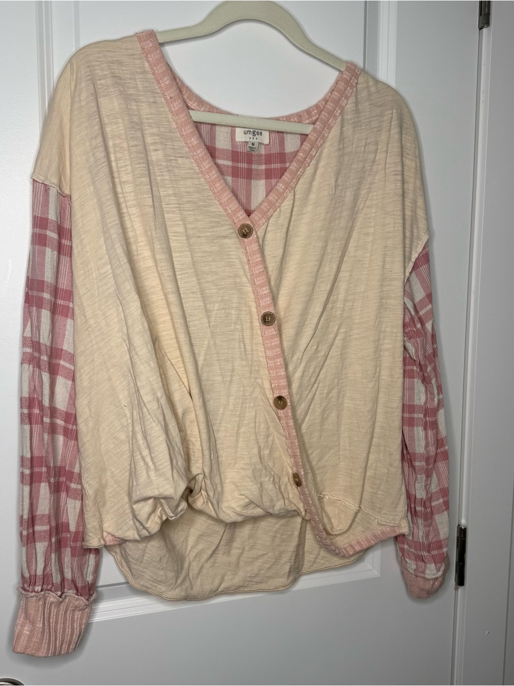 Umgee Cream & Dusty Rose Plaid Mixed-Media V-Neck Top